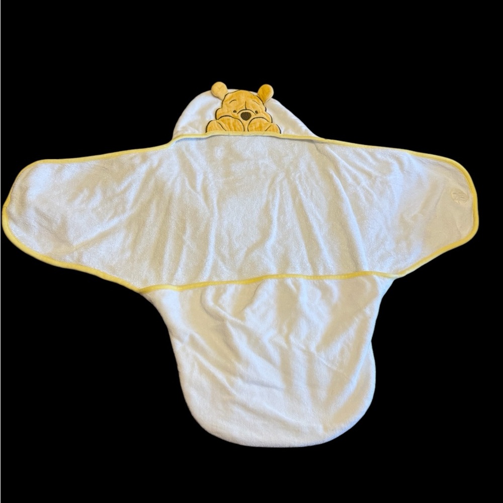 Disney Winnie the Pooh Baby Bath Hooded Towel - Picture 2 of 6